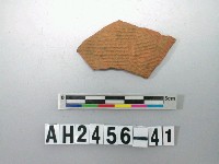 藏品(紅色細砂繩紋陶片)的圖片